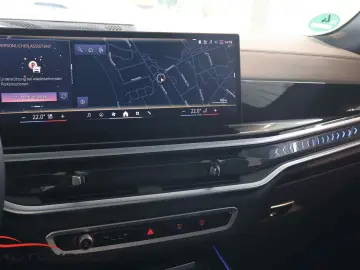 BMW X5 30 d xDrive M Sportpaket  AHK LED  Sky Panor