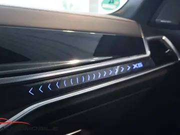 BMW X5 30 d xDrive M Sportpaket  AHK LED  Sky Panor