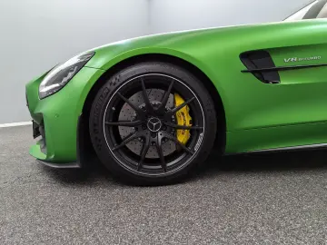 MERCEDES-BENZ AMG GT R  GREEN HELL 1.HD U-FREI BURM HE TOP