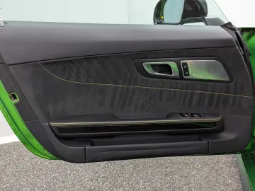 MERCEDES-BENZ AMG GT R  GREEN HELL 1.HD U-FREI BURM HE TOP