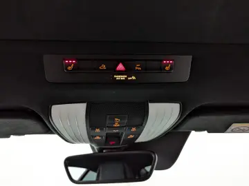 MERCEDES-BENZ AMG GT R  GREEN HELL 1.HD U-FREI BURM HE TOP