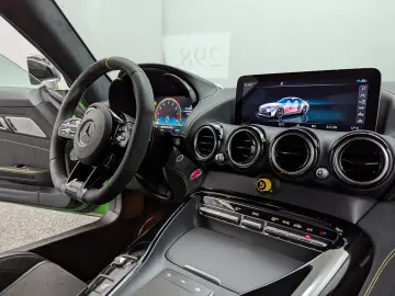 MERCEDES-BENZ AMG GT R  GREEN HELL 1.HD U-FREI BURM HE TOP