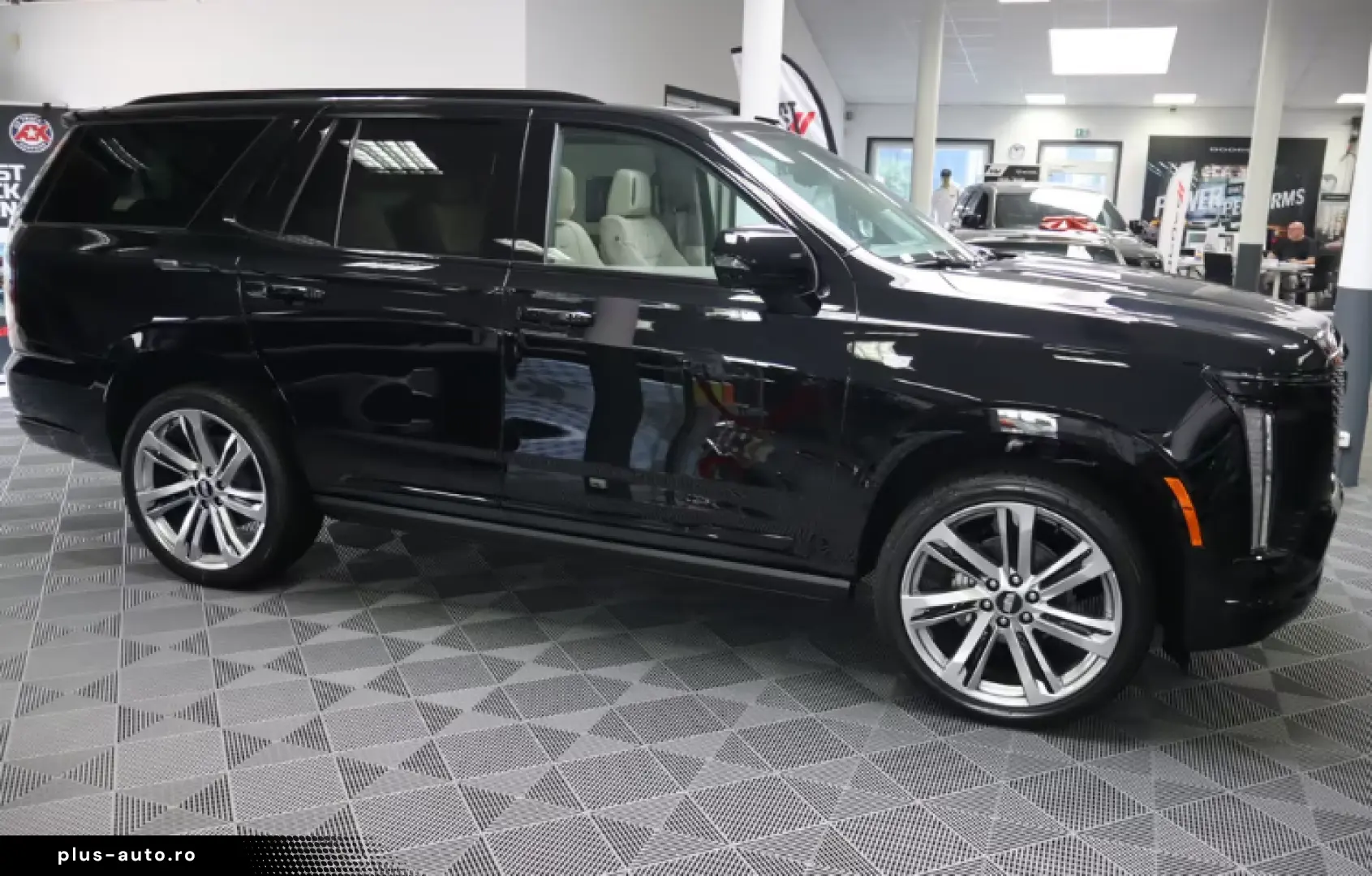 Cadillac Escalade Platinum Sport