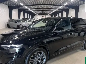 Audi Q8 50 TDI quattro S-Line AHK