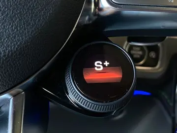 MERCEDES-BENZ G 63 AMG NightP Carbon Sthz Sbel TV AHK 22