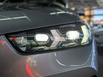 BMW X5 40 d xDrive M-SPORT MATRIX H&K VOLL UPE 113T€