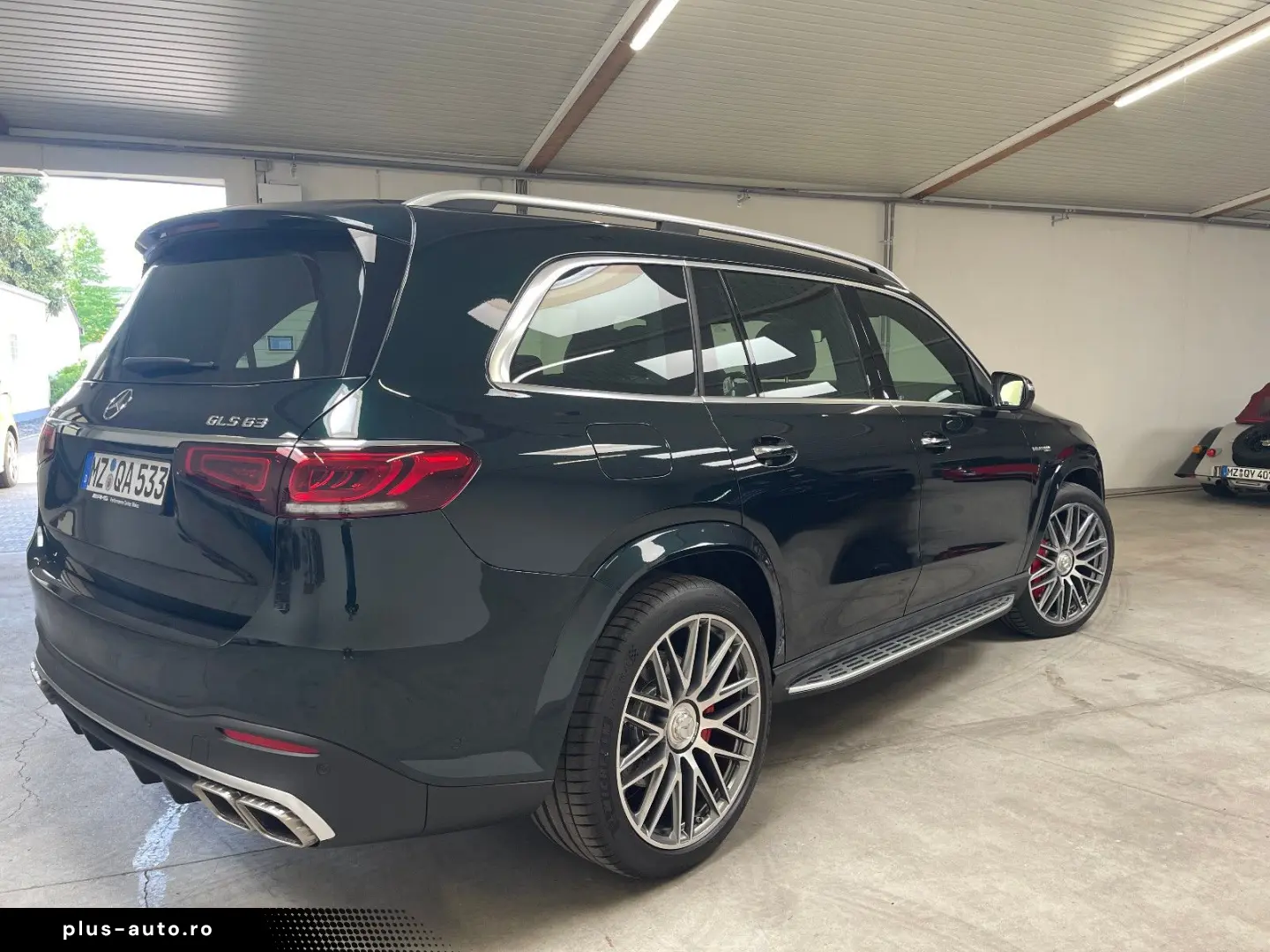 MERCEDES-BENZ GLS 63 4MATIC  Carbon  23   Driver´s Package
