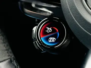 MERCEDES-BENZ SL 43 AMG PREMIUM PLUS & NIGHT  Aerody&hellip;