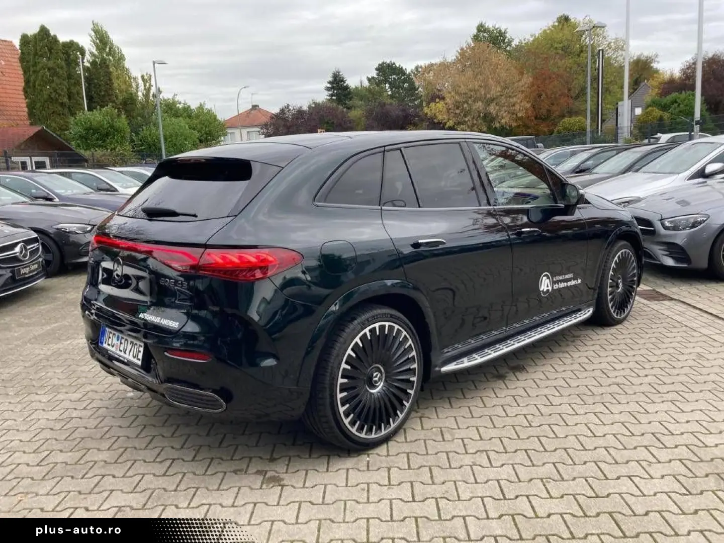 MERCEDES-BENZ EQE 43 AMG SUV 4M  SHZ Pano AHK HUD S-Sitz ACC