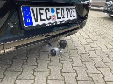 MERCEDES-BENZ EQE 43 AMG SUV 4M  SHZ Pano AHK HUD S-Sitz ACC