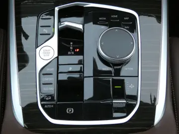 BMW X7 xDrive40i M Sportpaket Gestiksteuerung HiFi