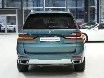 BMW X7 xDrive 40 d  INDIVIDUAL PANO H K HUD 7-SITZER