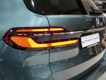BMW X7 xDrive 40 d  INDIVIDUAL PANO H K HUD 7-SITZER