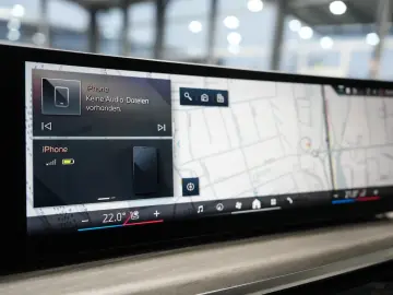 BMW X7 xDrive 40 d  INDIVIDUAL PANO H K HUD 7-SITZER