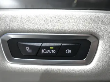 BMW X7 xDrive 40 d  INDIVIDUAL PANO H K HUD 7-SITZER