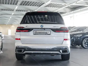 BMW X7 xDrive40d M Sport HUD PANO RFK NAVI LED DAB