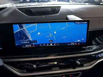 BMW X7 xDrive40d M Sport HUD PANO RFK NAVI LED DAB