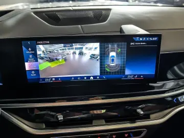 BMW X7 xDrive40d M Sport HUD PANO RFK NAVI LED DAB