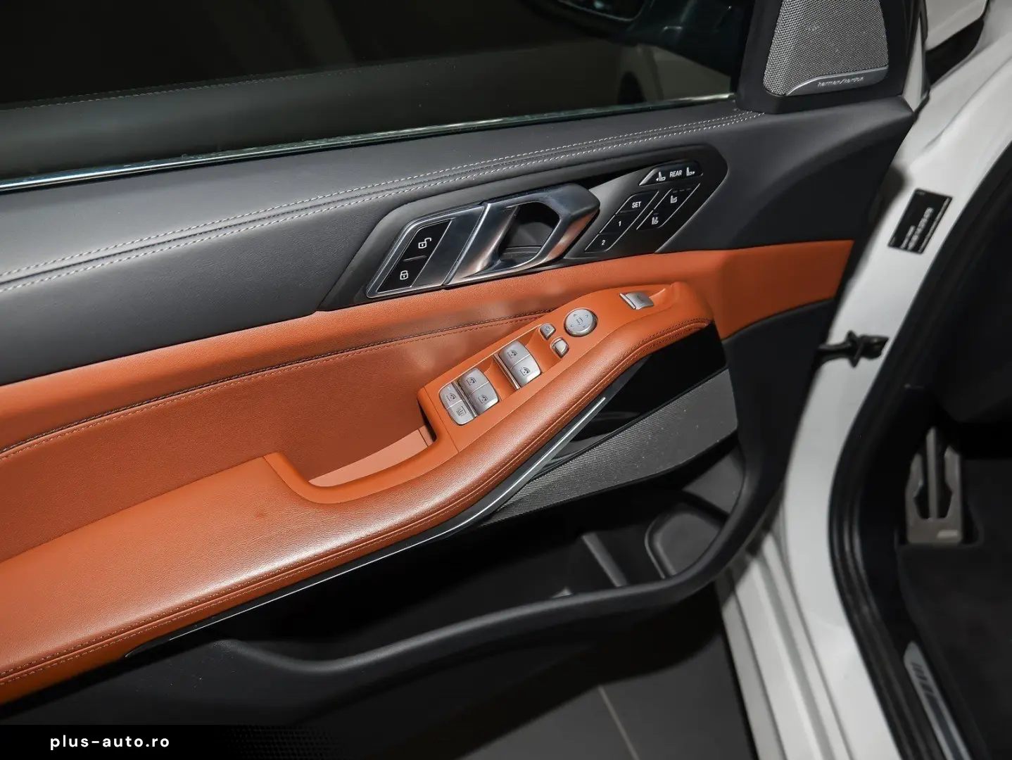 BMW X7 xDrive40d M Sport HUD PANO RFK NAVI LED DAB