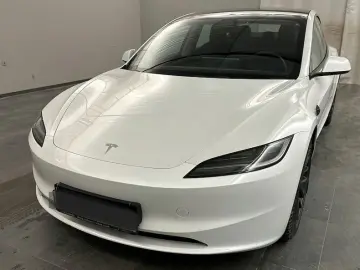TESLA Model 3 Long Range Dual AWD Highland