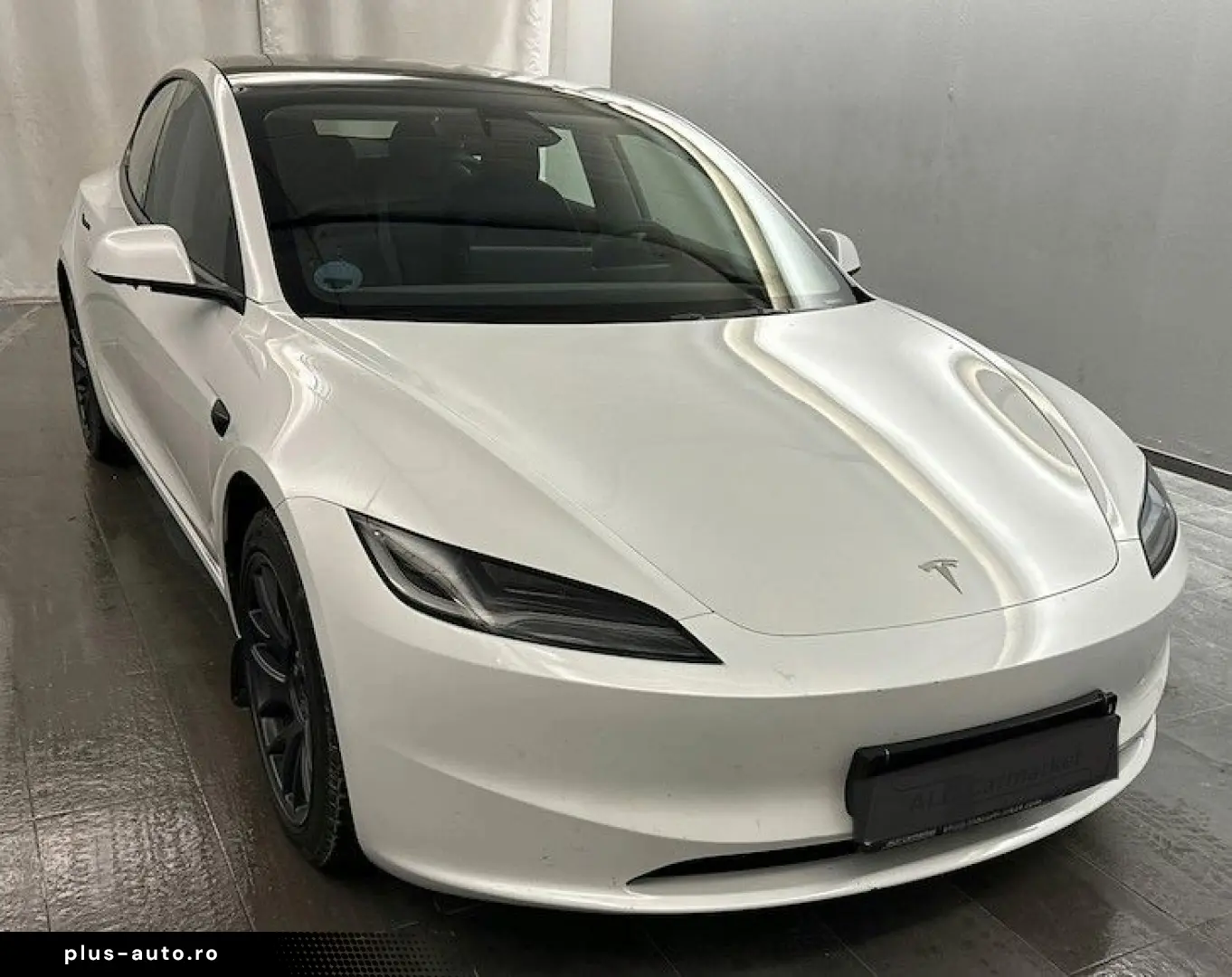 TESLA Model 3 Long Range Dual AWD Highland