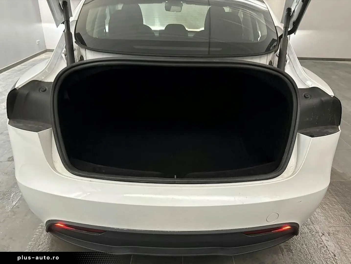 TESLA Model 3 Long Range Dual AWD Highland
