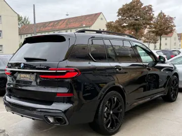 BMW BMW X7Drive 40d M Sport-6 Sitzer-Bmw Garantie