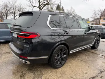 BMW X7 xDrive 40d  Exclusive Paket Sky-Lounge 6-Sitz