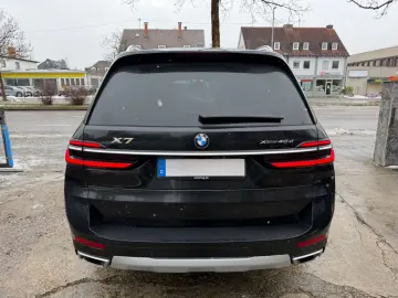 BMW X7 xDrive 40d  Exclusive Paket Sky-Lounge 6-Sitz