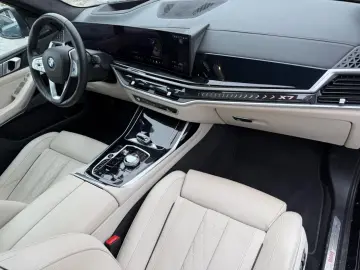 BMW X7 xDrive 40d  Exclusive Paket Sky-Lounge 6-Sitz