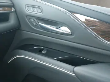 CADILLAC Cadillac Escalade 4WD Sport Platinum