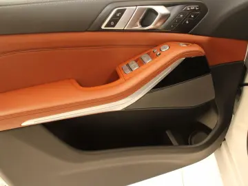 BMW X7 xDrive40d M Sportpaket Gestiksteuerung DAB