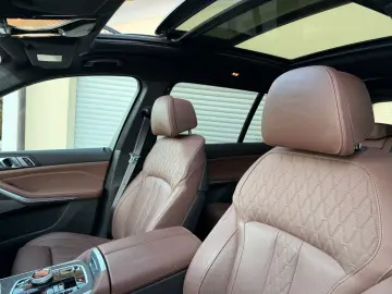 BMW X7 xDrive 40d M Sport Iconic Glow Mwst