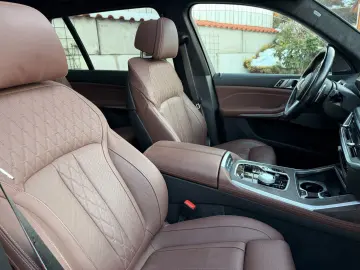 BMW X7 xDrive 40d M Sport Iconic Glow Mwst