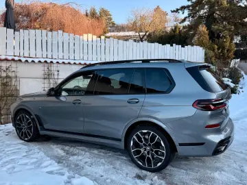 BMW X7 xDrive 40d M Sport Iconic Glow Mwst