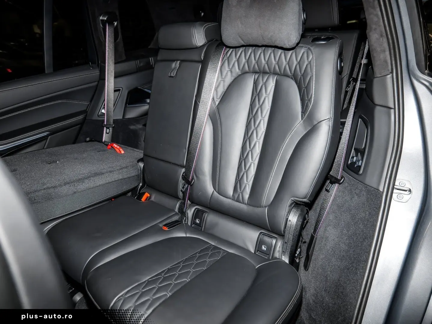 BMW X7 xDrive40d M Sport HUD PANO ACC AHK RFK NAVI