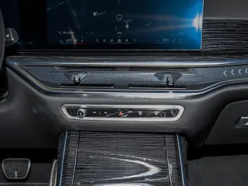 BMW X7 xDrive40d M Sport HUD PANO ACC AHK RFK NAVI