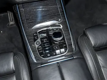 BMW X7 xDrive40d M Sport HUD PANO ACC AHK RFK NAVI