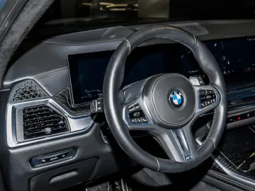 BMW X7 xDrive40d M Sport HUD PANO ACC AHK RFK NAVI