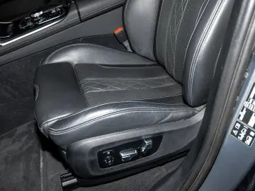 BMW X7 xDrive40d M Sport HUD PANO ACC AHK RFK NAVI