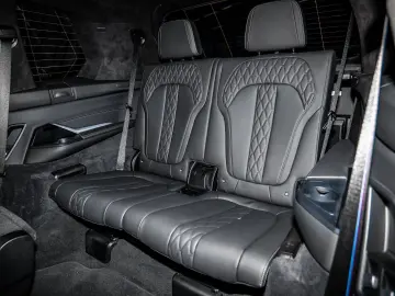 BMW X7 xDrive40d M Sport HUD PANO ACC AHK RFK NAVI