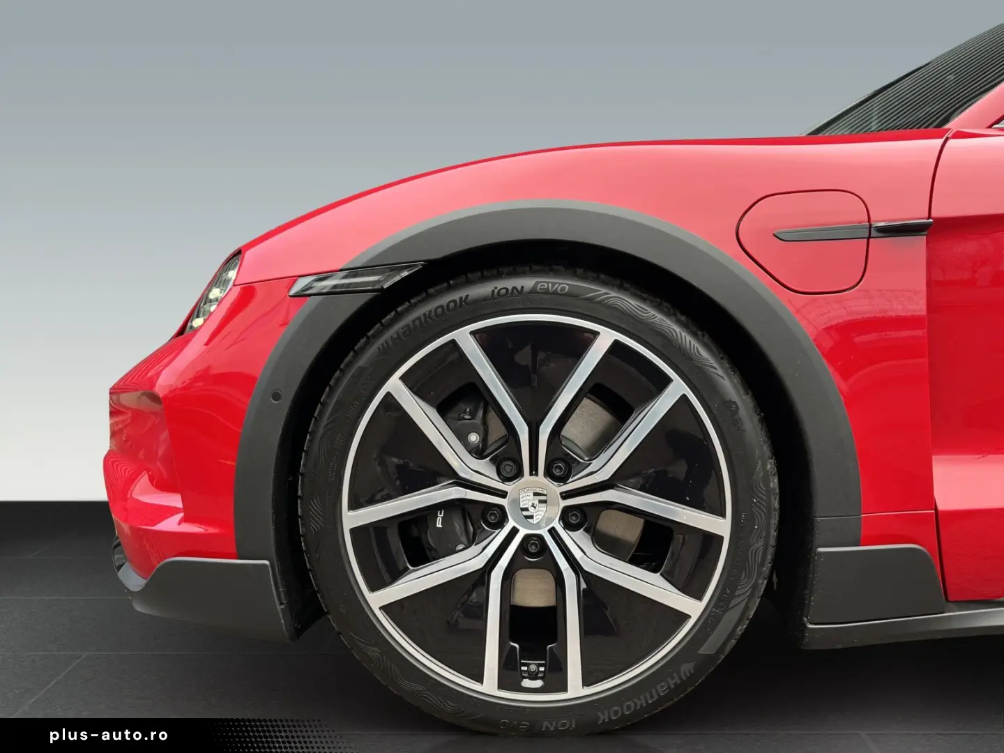 PORSCHE Taycan 4 Cross Turismo SportChrono HD Matrix BOS