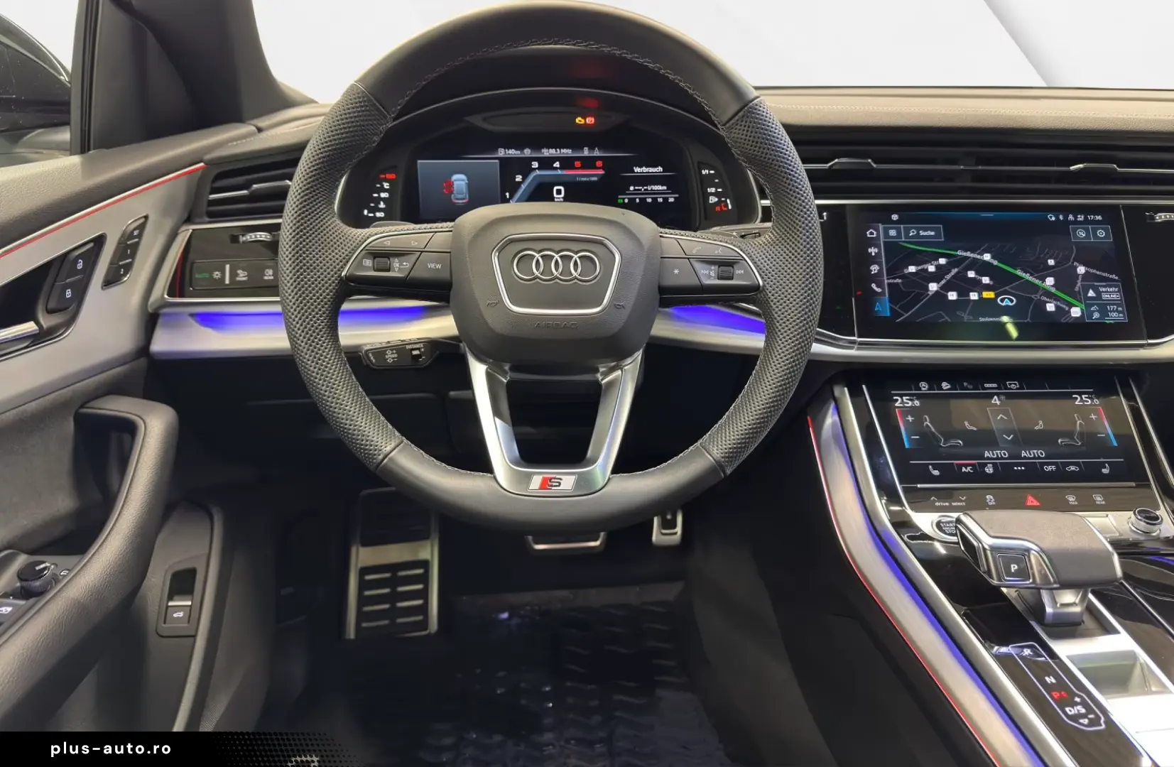 Audi Q8 50 TDI quattro linia S Pano Negru