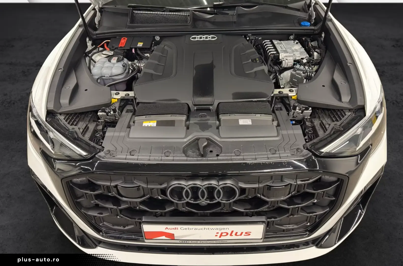 Audi Q8 50 TDI quattro linia S Pano Negru