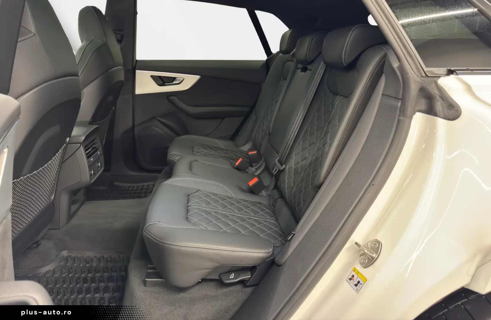 Audi Q8 50 TDI quattro linia S Pano Negru