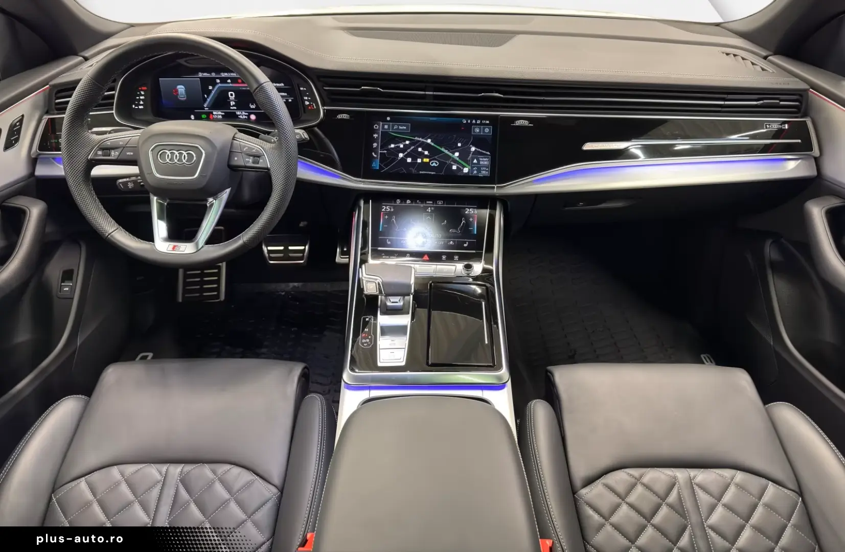 Audi Q8 50 TDI quattro linia S Pano Negru