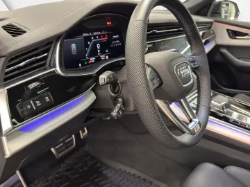 Audi Q8 50 TDI quattro linia S Pano Negru