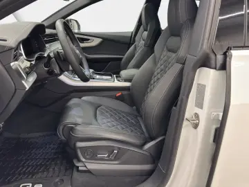 Audi Q8 50 TDI quattro linia S Pano Negru