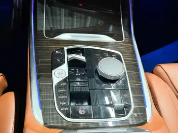 BMW X7 xDrive40d 6seat Pano B&W