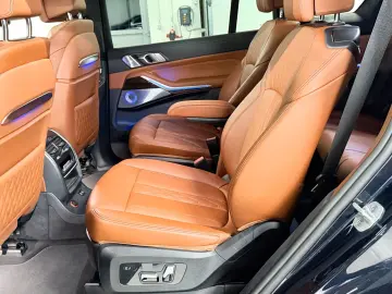 BMW X7 xDrive40d 6seat Pano B&W